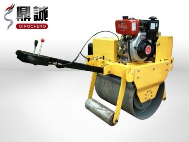 點(diǎn)擊查看詳細(xì)信息<br>標(biāo)題：重型手扶式單鋼輪壓路機(jī) 閱讀次數(shù)：14087