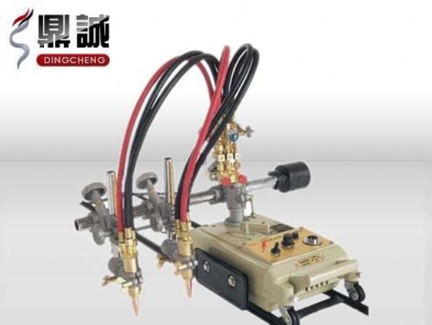 點(diǎn)擊查看詳細(xì)信息<br>標(biāo)題：雙頭多頭火焰切割機(jī) 閱讀次數(shù)：5120